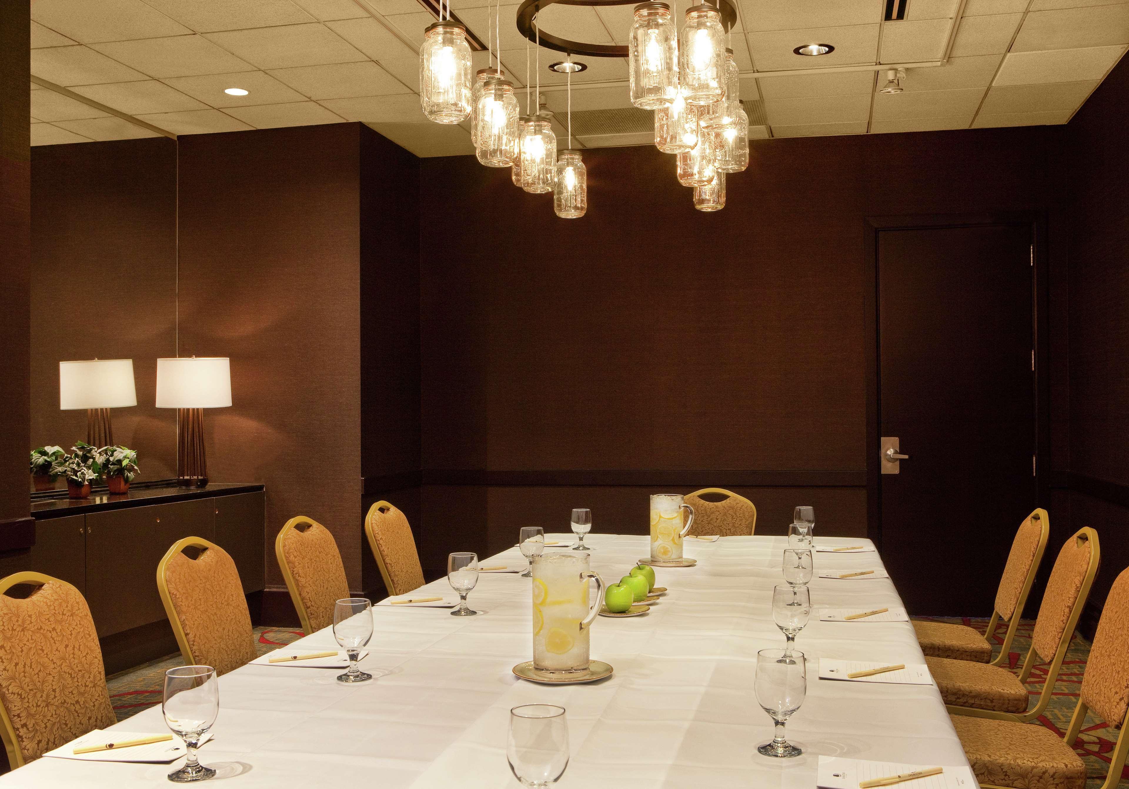 Doubletree By Hilton Hotel Nashville Downtown Ngoại thất bức ảnh
