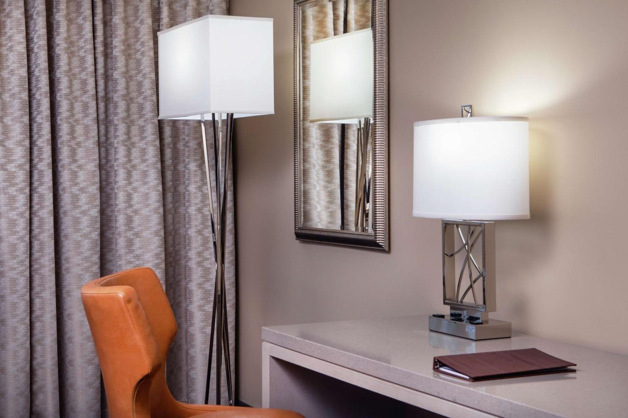Doubletree By Hilton Hotel Nashville Downtown Ngoại thất bức ảnh